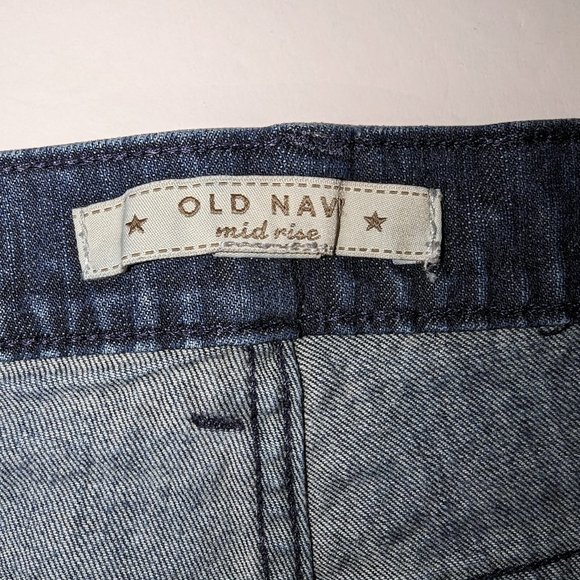 Old Navy Mild Rise Stretch Denim Jean Capri Shorts 5 Pockets size 18 - Picture 3 of 7